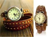 Rivet Decorated Three-Loops Cowhide Bracelet Analog Watch (B